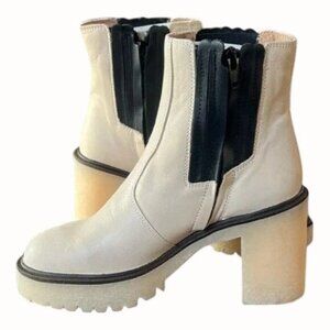 Free People James Chelsea Boot * NEW * Bone and Black 9.5/39.5 Chunky Heel